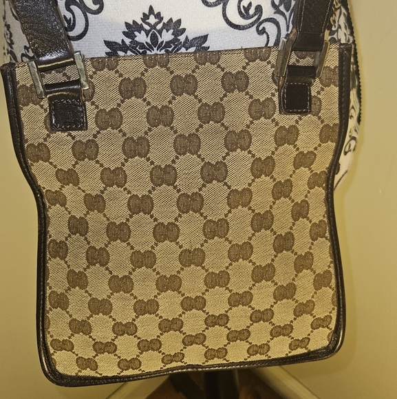 GUCCI GG Supreme Canvas Shoulder Bag Crossbody Sacoche Unisex – Authentic - Picture 3 of 16